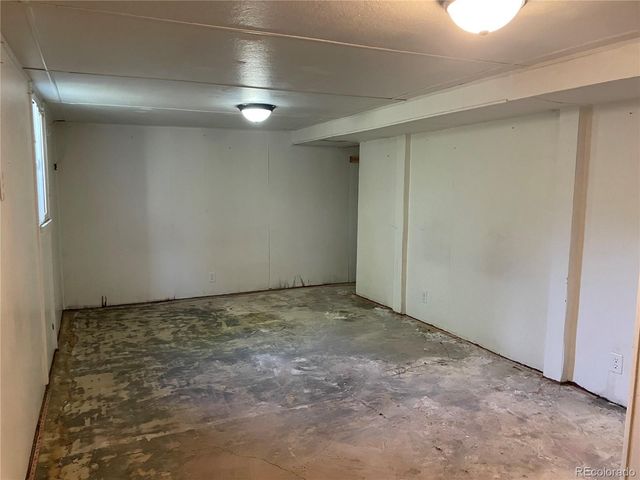 2216 Pine Street, Pueblo, CO 81004