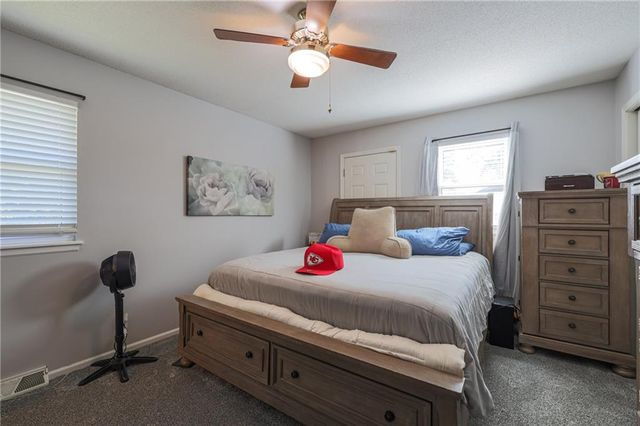 403 Ridgeway Drive, Greenwood, MO 64034