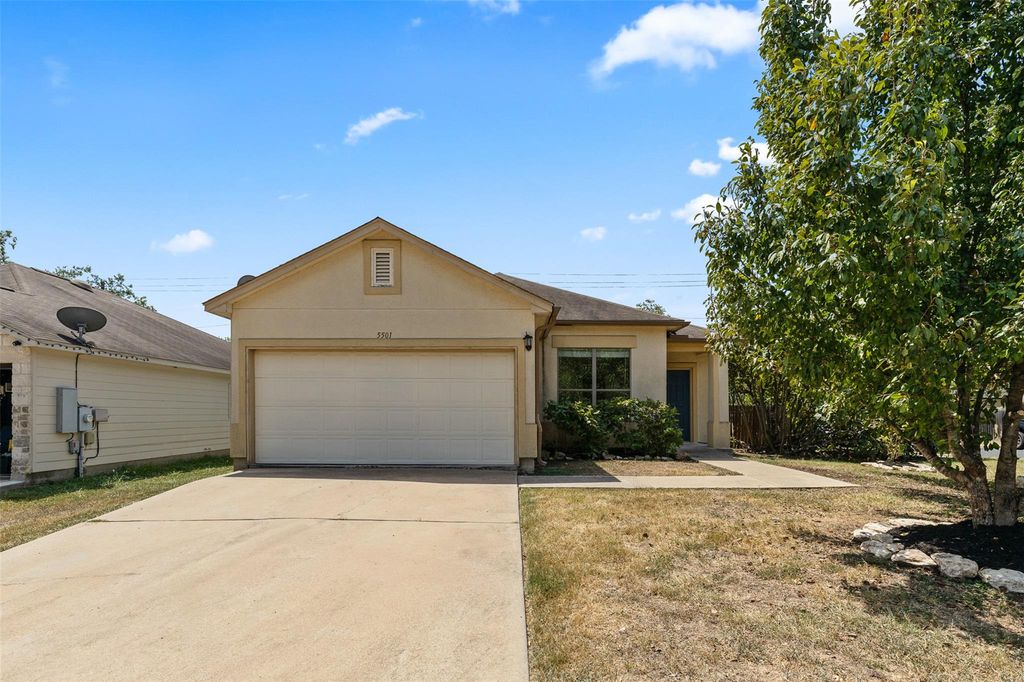 5501 S Hearsey DR, Austin, TX 78744