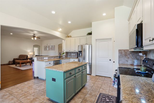 8900 Stone Top Drive, Fort Worth, TX 76179