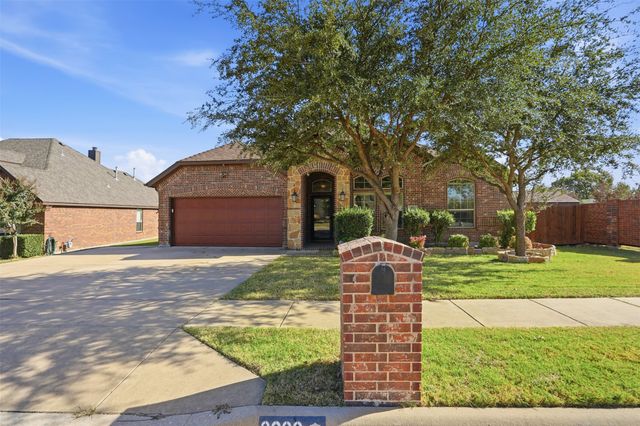 8900 Stone Top Drive, Fort Worth, TX 76179