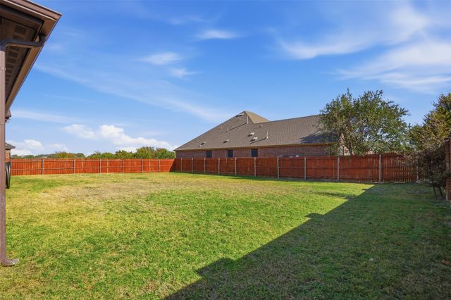8900 Stone Top Drive, Fort Worth, TX 76179