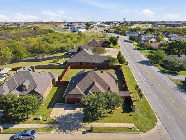 8900 Stone Top Drive, Fort Worth, TX 76179