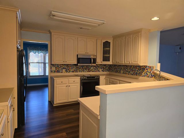 100 Clairmoor Court, Hot Springs, AR 71913