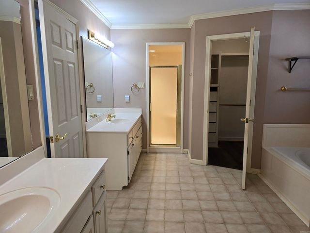 100 Clairmoor Court, Hot Springs, AR 71913