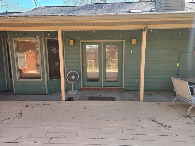 100 Clairmoor Court, Hot Springs, AR 71913