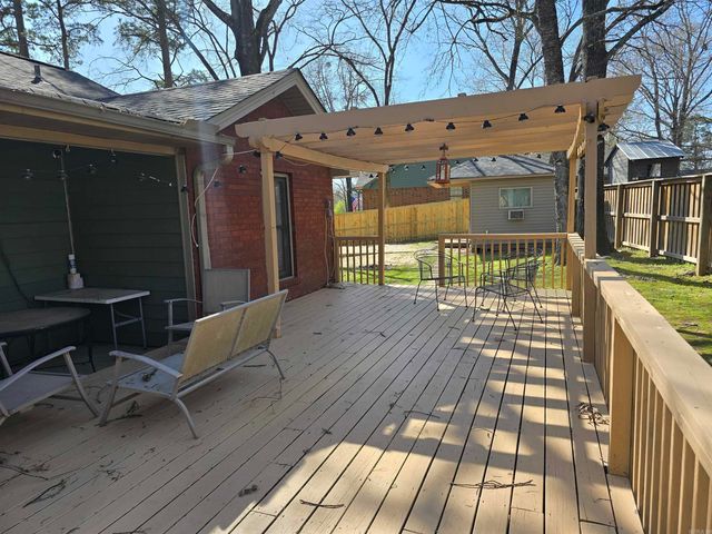 100 Clairmoor Court, Hot Springs, AR 71913