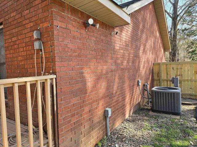 100 Clairmoor Court, Hot Springs, AR 71913