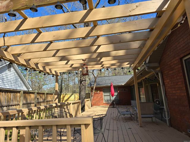 100 Clairmoor Court, Hot Springs, AR 71913