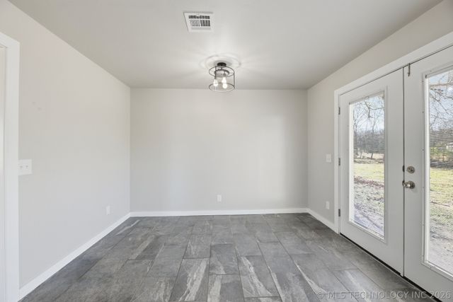 725 N 260 Road, Mounds, OK 74047