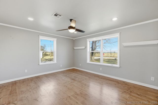 725 N 260 Road, Mounds, OK 74047