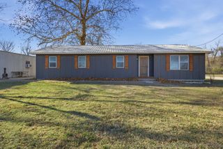 725 N 260 Road, Mounds, OK 74047