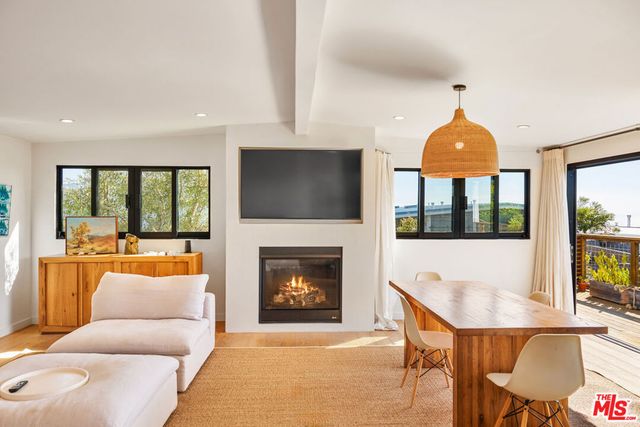 29500 Heathercliff Rd 225, Malibu, CA 90265