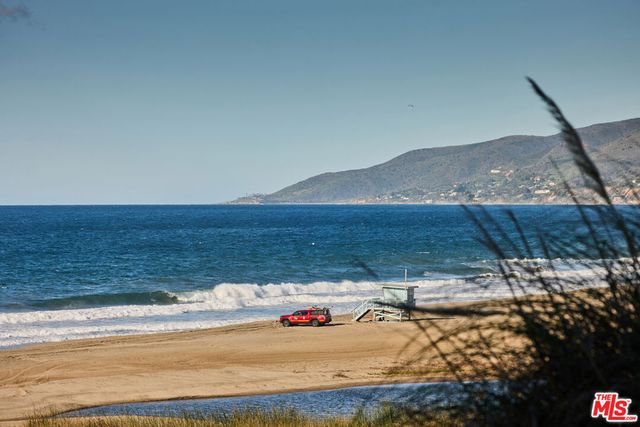 29500 Heathercliff Rd 225, Malibu, CA 90265