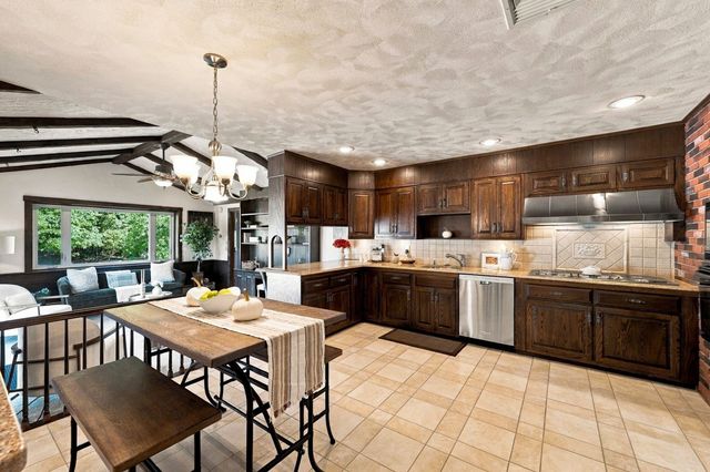7 Princeton Street, Peabody, MA 01960