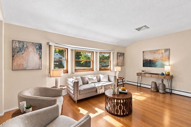 7 Princeton Street, Peabody, MA 01960