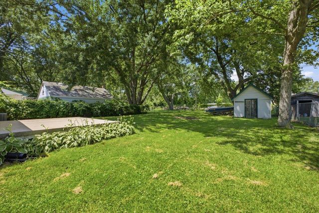 97 E Glass Road, Ortonville, MI 48462