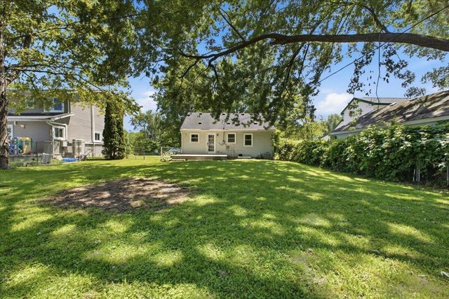 97 E Glass Road, Ortonville, MI 48462