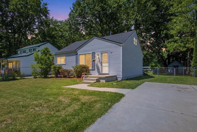 97 E Glass Road, Ortonville, MI 48462