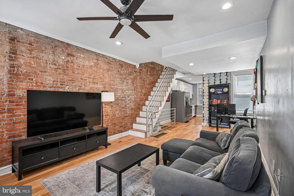 512 WINTON ST, PHILADELPHIA, PA 19148 — photo 5