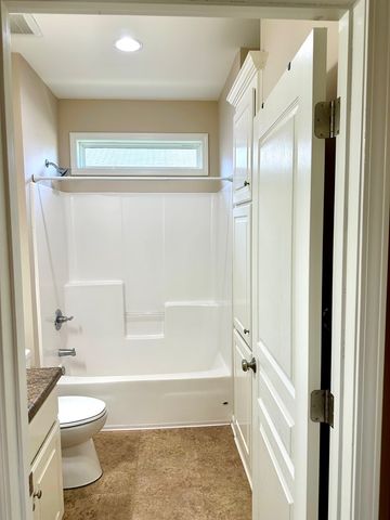 210 Huron, Dothan, AL 36301