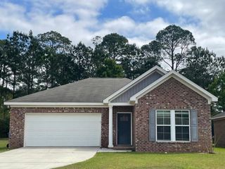 210 Huron, Dothan, AL 36301