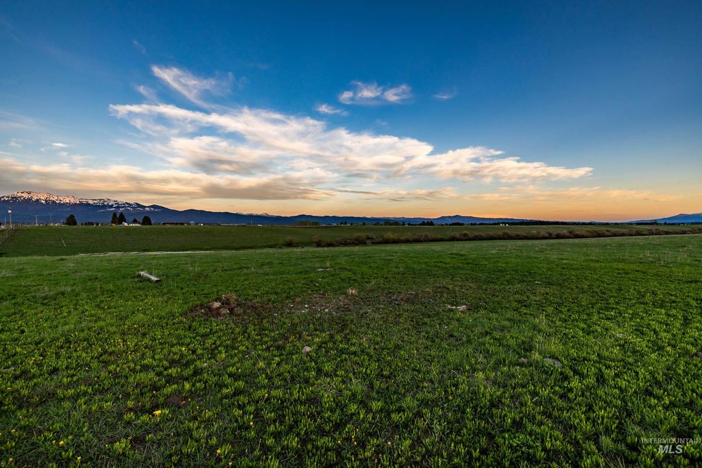 181 W Lake Fork Road, McCall, ID 83638 photo 4