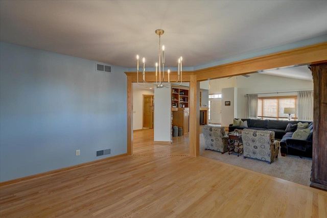 9514 Hill Creek Drive, Verona, WI 53593