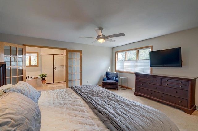 9514 Hill Creek Drive, Verona, WI 53593