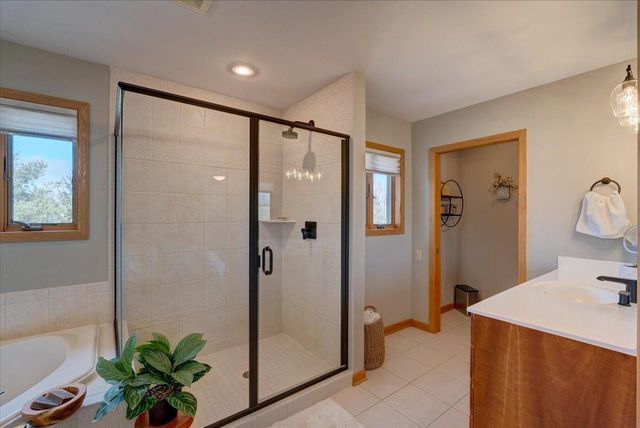 9514 Hill Creek Drive, Verona, WI 53593