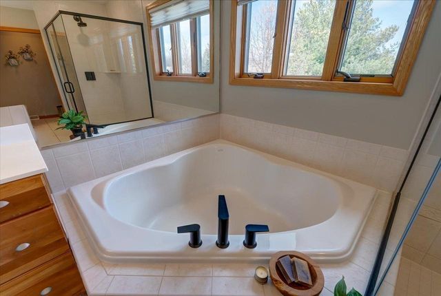 9514 Hill Creek Drive, Verona, WI 53593