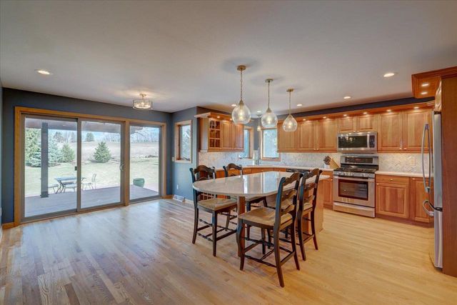 9514 Hill Creek Drive, Verona, WI 53593