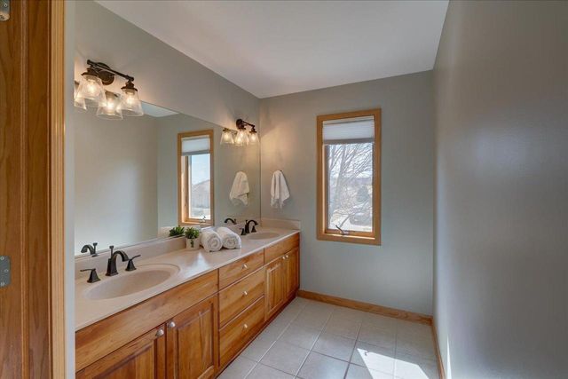 9514 Hill Creek Drive, Verona, WI 53593