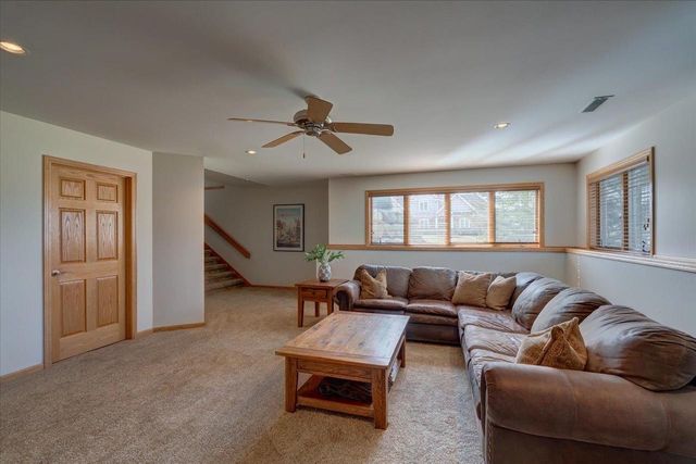 9514 Hill Creek Drive, Verona, WI 53593