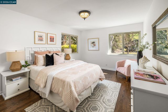 551 Blackhawk Club Dr, Danville, CA 94506