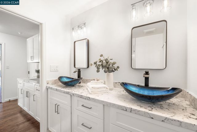 551 Blackhawk Club Dr, Danville, CA 94506