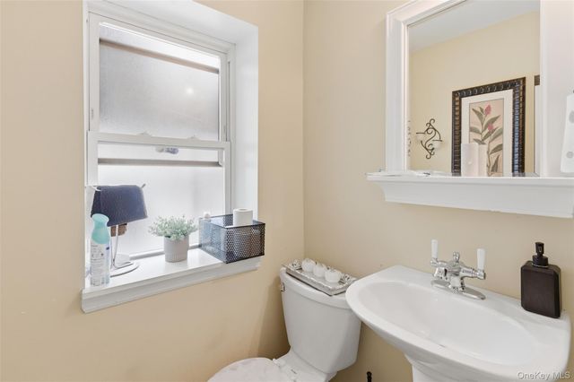 29 Hoover Place, Stony Point, NY 10980