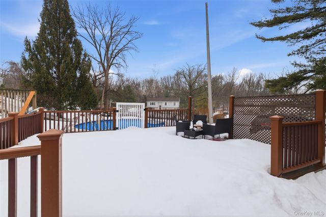 29 Hoover Place, Stony Point, NY 10980