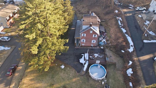 29 Hoover Place, Stony Point, NY 10980