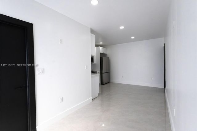 571 NW 152nd St Back, Miami, FL 33169