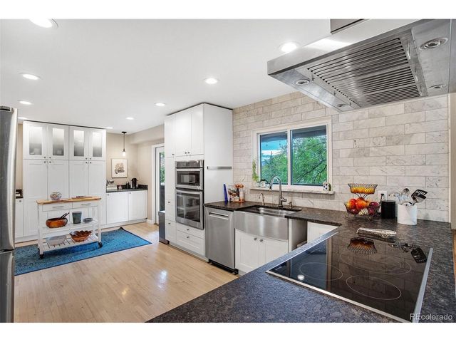 7269 S Sundown Cir, Littleton, CO 80120