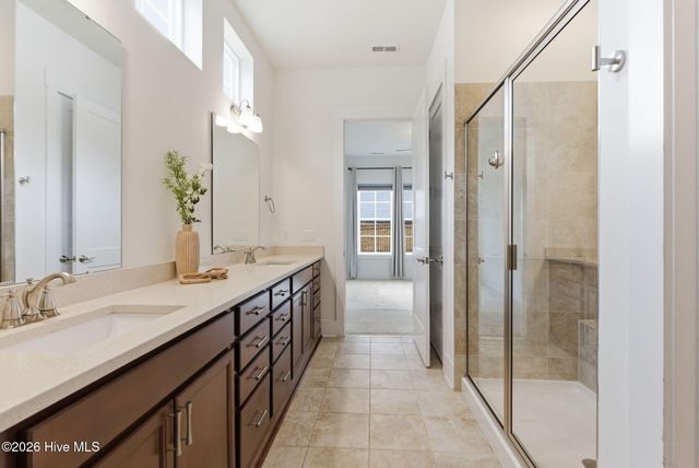 717 Warm Wind Drive, Clayton, NC 27527