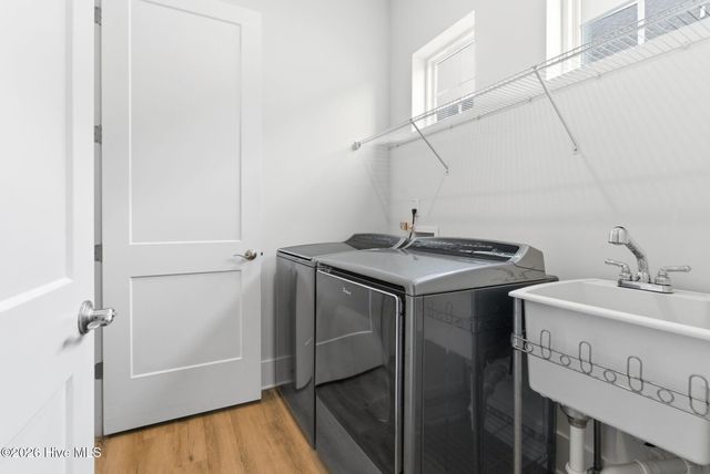 717 Warm Wind Drive, Clayton, NC 27527