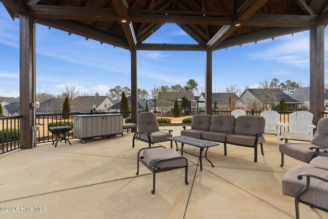 717 Warm Wind Drive, Clayton, NC 27527