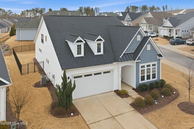 717 Warm Wind Drive, Clayton, NC 27527