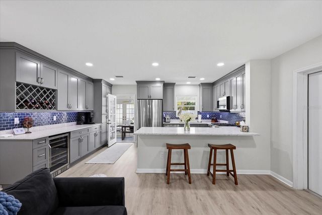 152 VALENCIA DRIVE, Dunedin, FL 34698