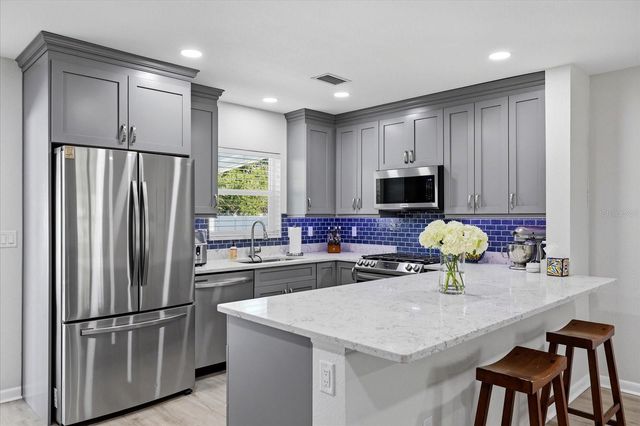 152 VALENCIA DRIVE, Dunedin, FL 34698