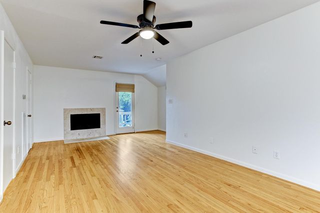 613 E 21st Street, Houston, TX 77008