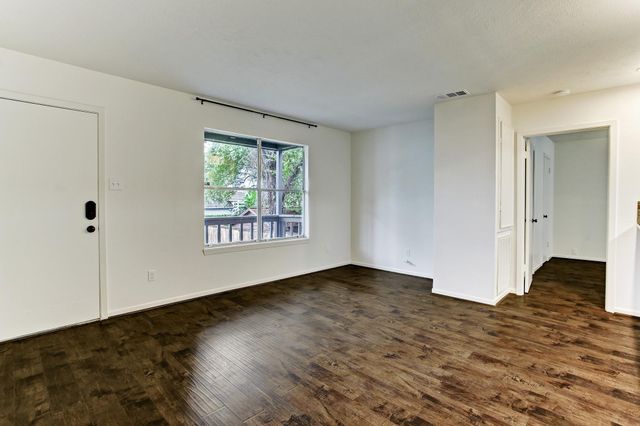 613 E 21st Street, Houston, TX 77008