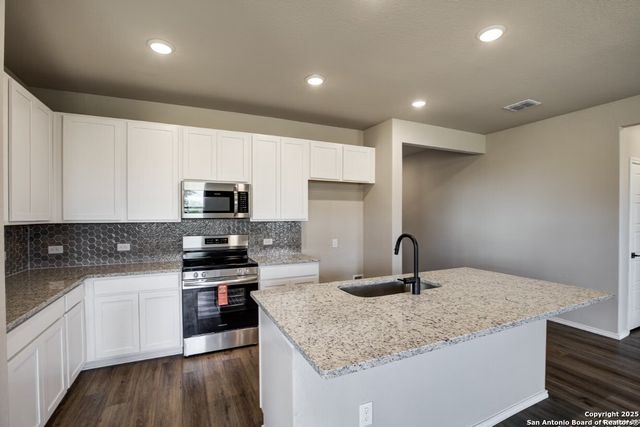 6606 Lowrie Block, San Antonio, TX 78239